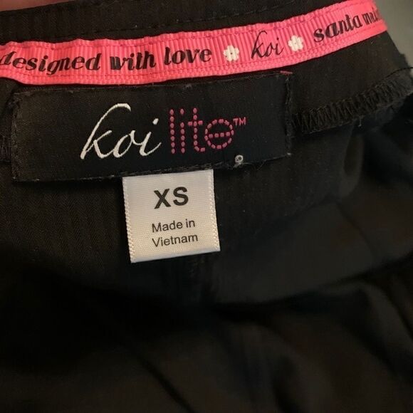 Black and Pink XS Koi Lite Full Zip - Picture 5 of 7